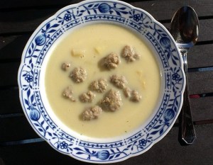Spargelcremesuppe
