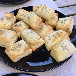 blaetterteigtaschen